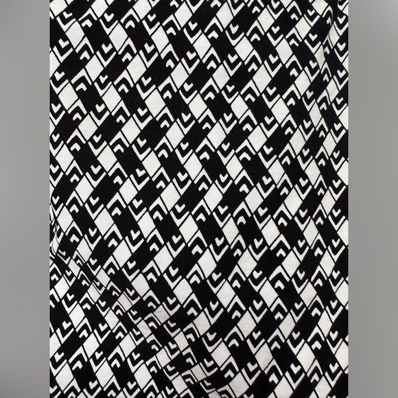 Anthropologie Women’s Ariana Square Neck Asymmetrical Ruffle Hem Dress Size XL - Picture 10 of 11